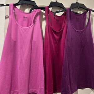 Bundle 3 Nike Dri fit tanks